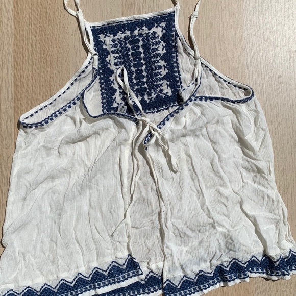 Urban Outfitters White Tank with Blue Embroidery - Picture 2 of 2